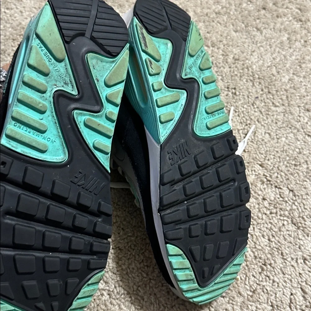 Nike Air Max 90 'Hyper Turquoise' 7y